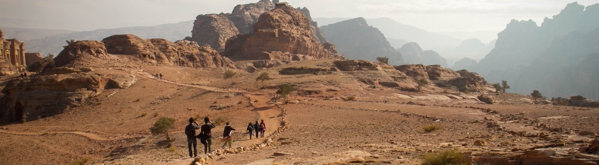 Spaziergang in Petra Jordanien (Jarod Carruthers)  [flickr.com]  Public Domain 
Informations sur les licences disponibles sous 'Preuve des sources d'images'